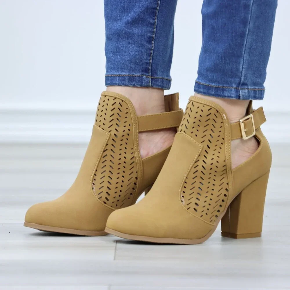 Tan Faux Nubuck Round Toe Block Heeled Ankle Boots Lacer Cut Design - Picture 12 of 12